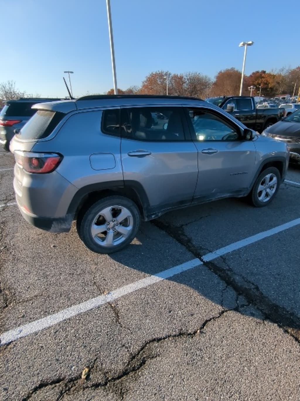 Used 2018 Jeep Compass Latitude SUV