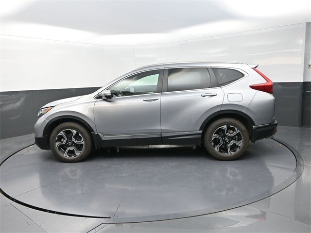 2019 Honda CR-V Touring photo 3