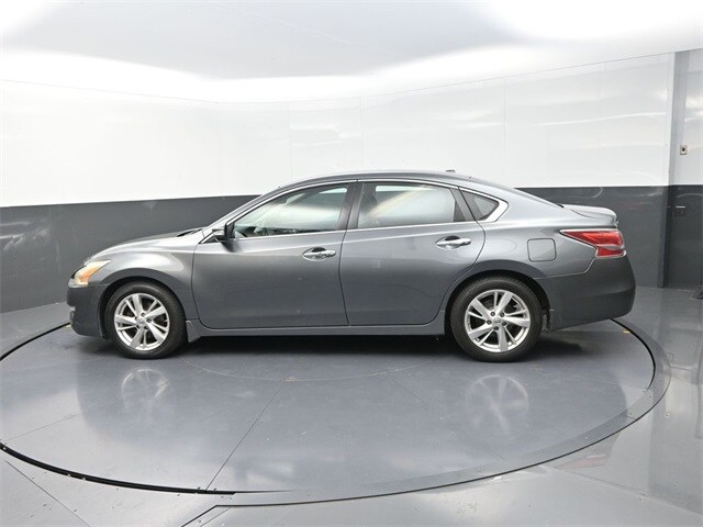 2015 Nissan Altima 2.5 SL photo 2