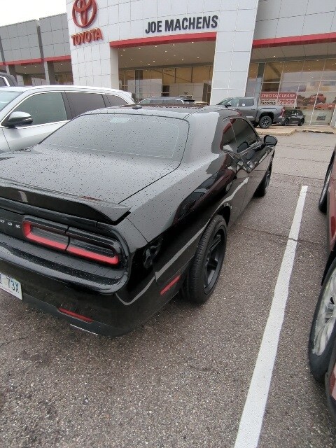 2021 Dodge Challenger SXT photo 2
