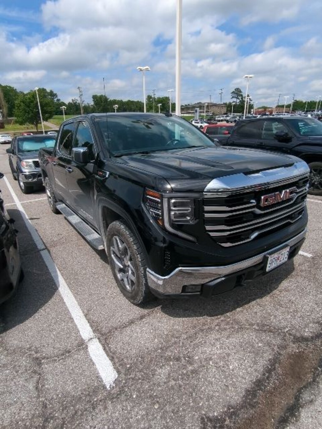 Used 2023 GMC Sierra 1500 SLT Truck