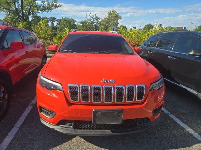2021 Jeep Cherokee Latitude photo 2
