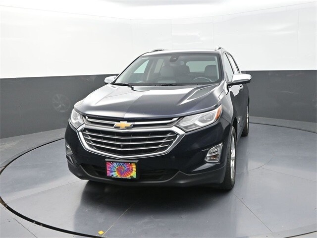 2021 Chevrolet Equinox Premier photo 2