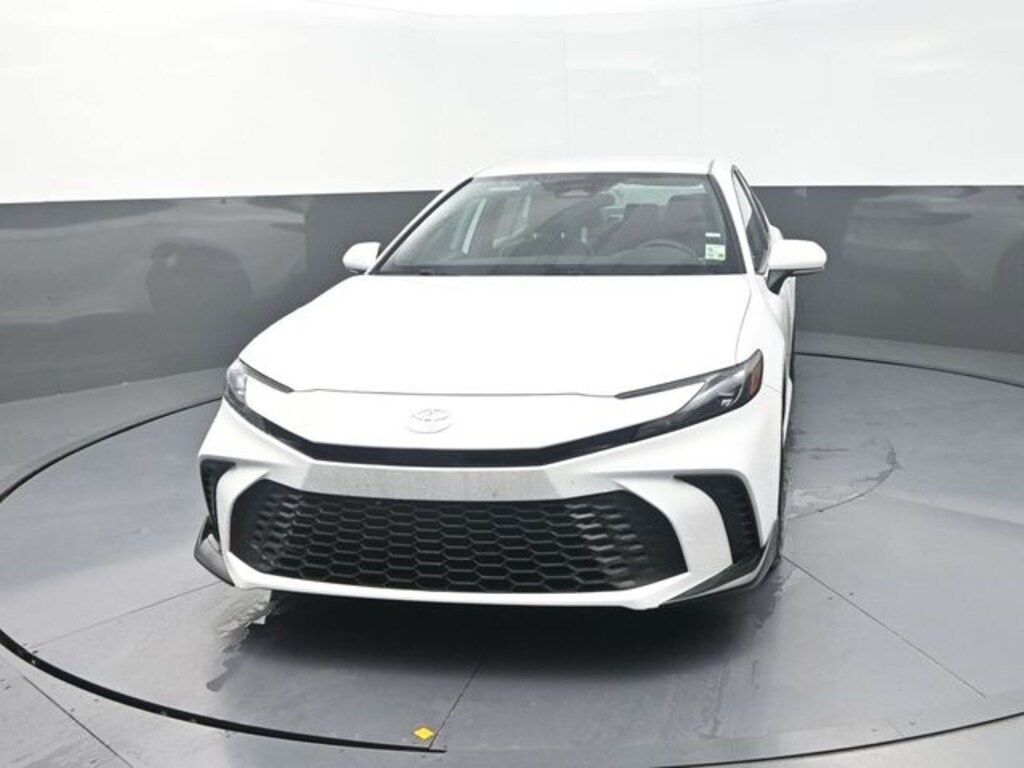 Used 2026 Toyota Camry SE Sedan