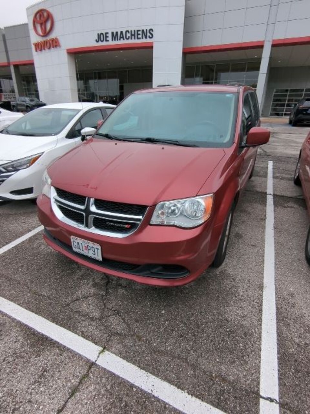 Used 2016 Dodge Grand Caravan SXT Minivan/Van