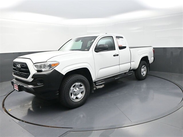 2019 Toyota Tacoma SR Access Cab photo 3