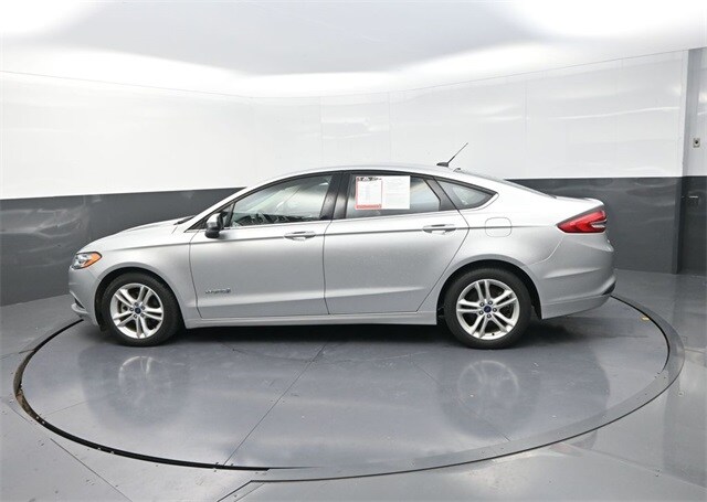 2018 Ford Fusion Hybrid S photo 4