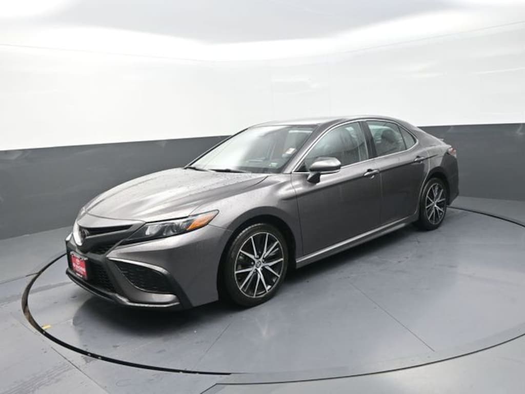 Used 2024 Toyota Camry SE Sedan