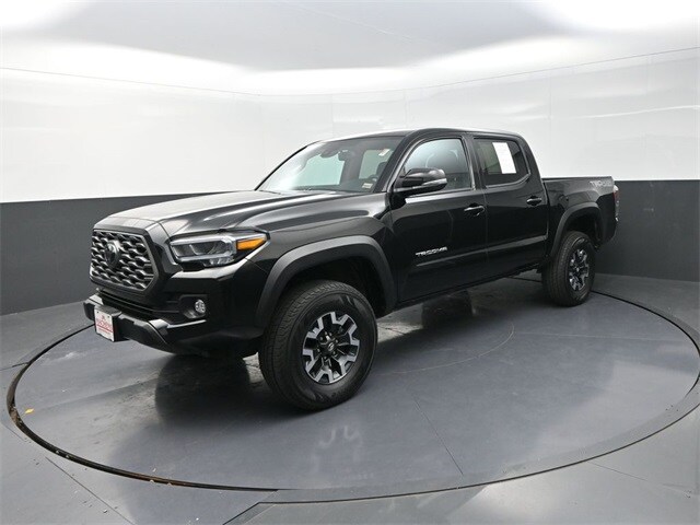 2023 Toyota Tacoma TRD Off-Road V6 photo 3
