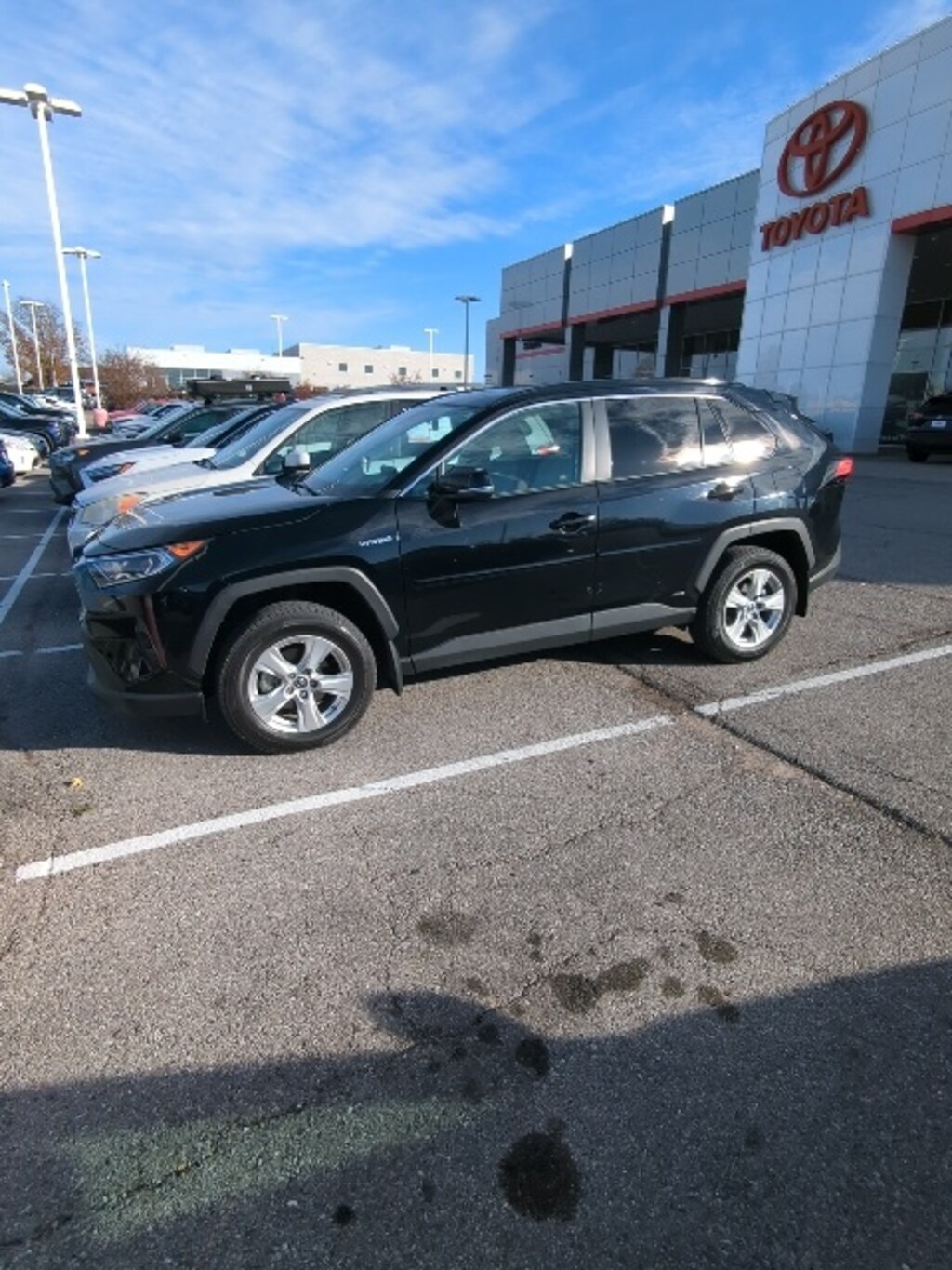 Used 2020 Toyota RAV4 Hybrid XLE SUV