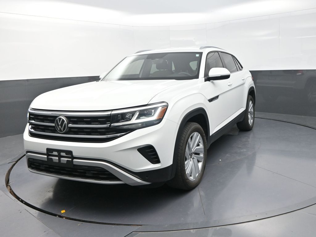 2022 Volkswagen Atlas Cross Sport V6 SE Technology photo 3