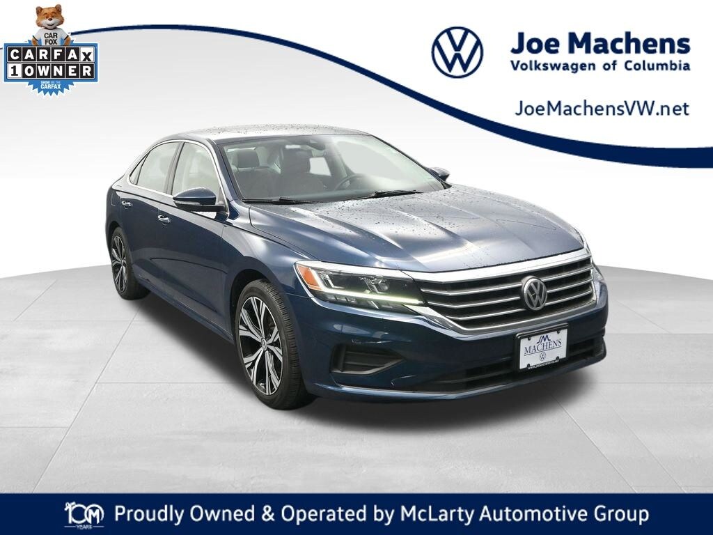 Used 2022 Volkswagen Passat 2.0T SE Sedan