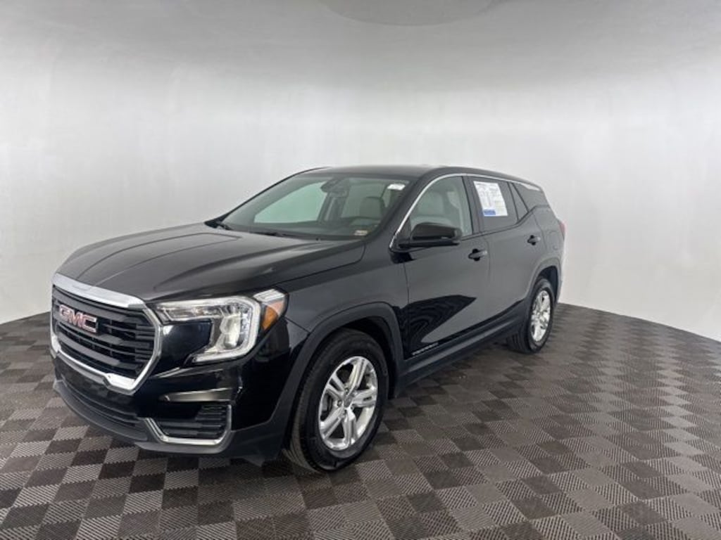 Used 2024 GMC Terrain SLE SUV
