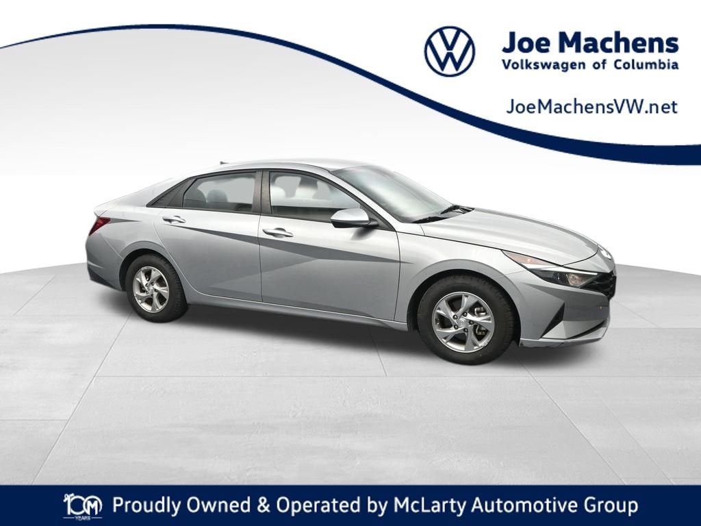 Used 2021 Hyundai Elantra SE Sedan