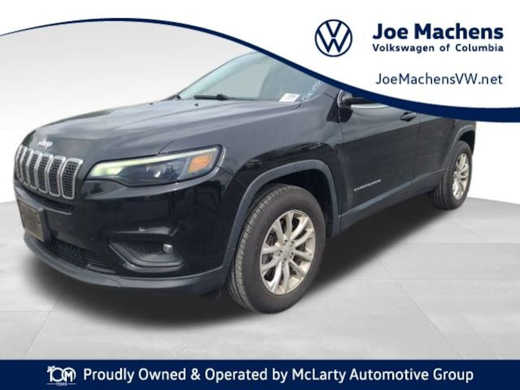 Used 2019 Jeep Cherokee Latitude SUV