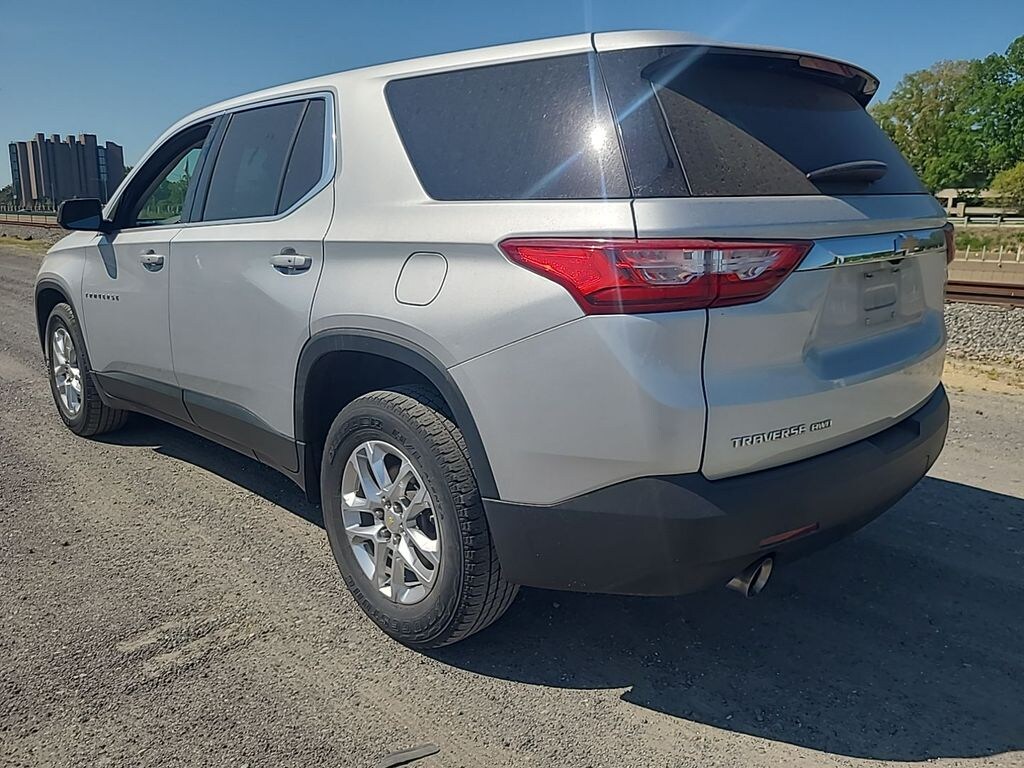 Used 2020 Chevrolet Traverse LS SUV