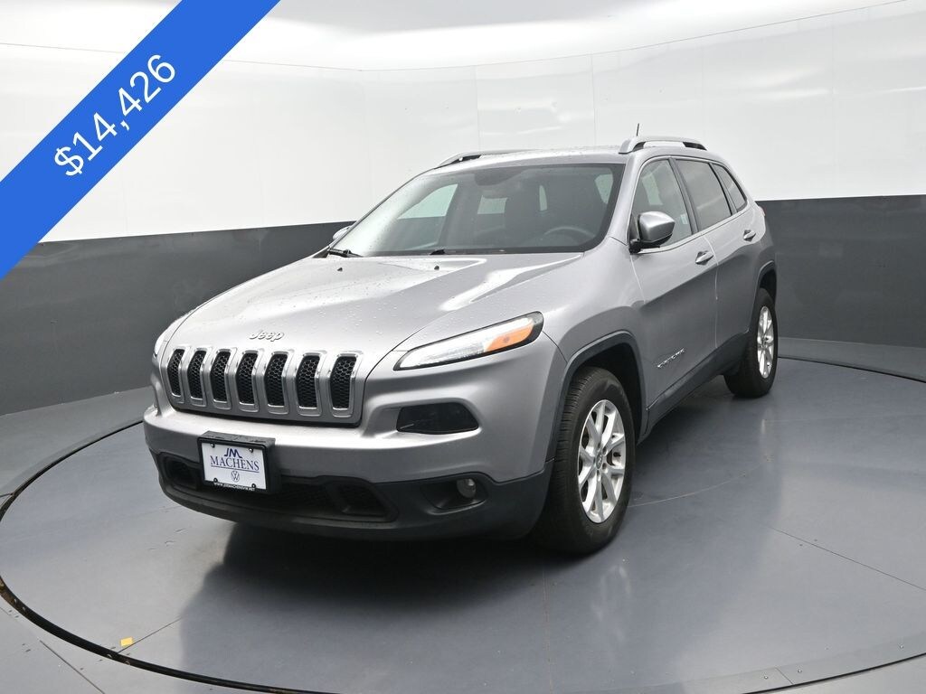 Used 2018 Jeep Cherokee Latitude SUV