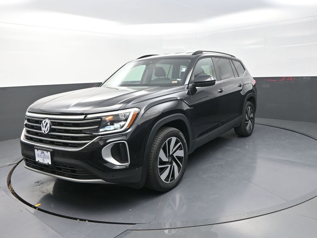 2024 Volkswagen Atlas SE Technology photo 2