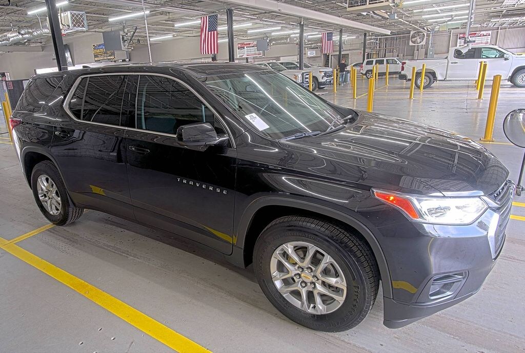 Used 2020 Chevrolet Traverse LS SUV
