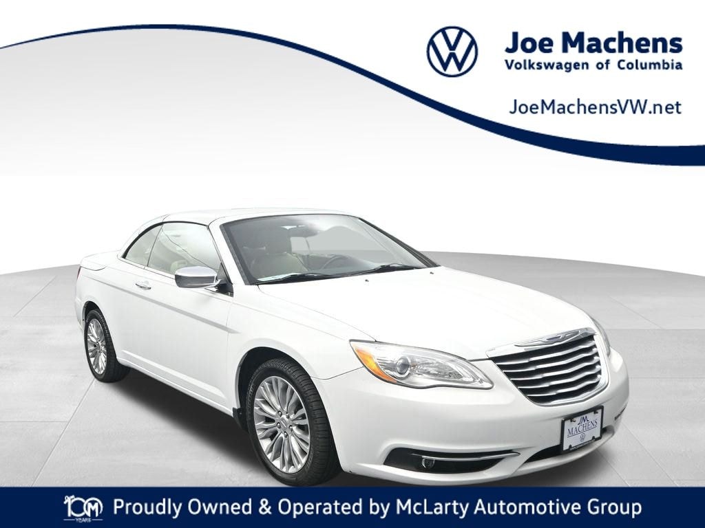 Used 2011 Chrysler 200 Limited Convertible