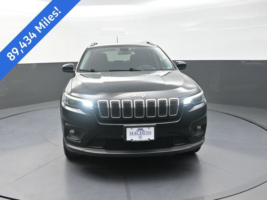 Used 2019 Jeep Cherokee Latitude SUV