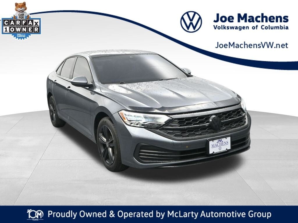 Used 2024 Volkswagen Jetta 1.5T SE Sedan