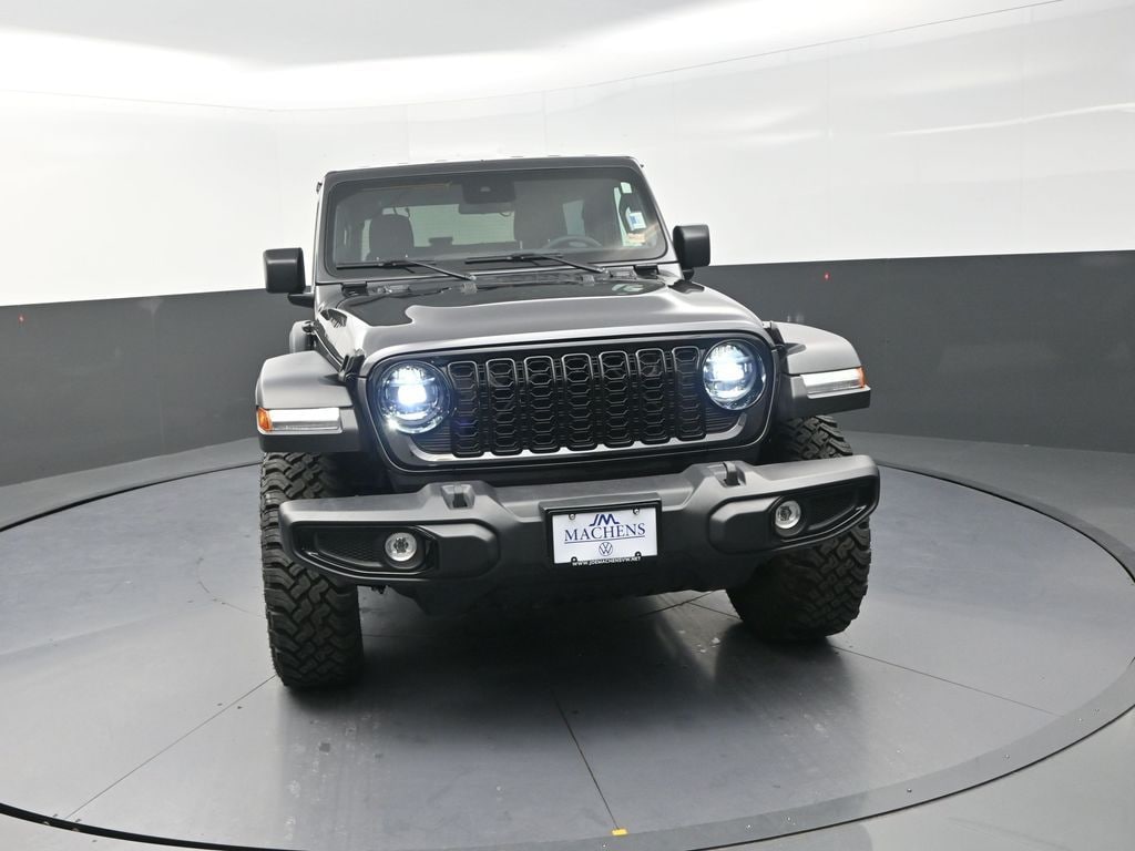 Used 2025 Jeep Wrangler Willys SUV