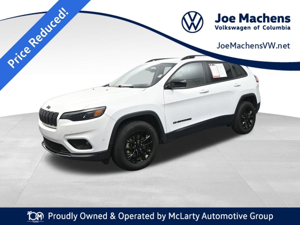 Used 2023 Jeep Cherokee Altitude SUV