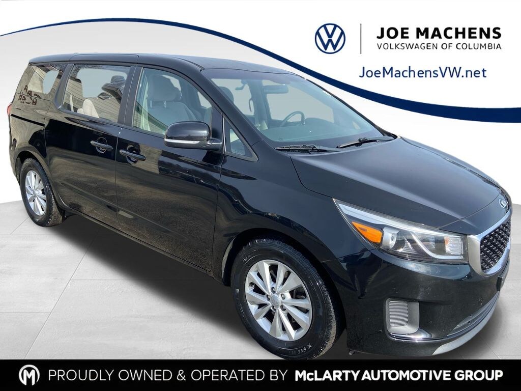 Used 2018 Kia Sedona L Minivan/Van