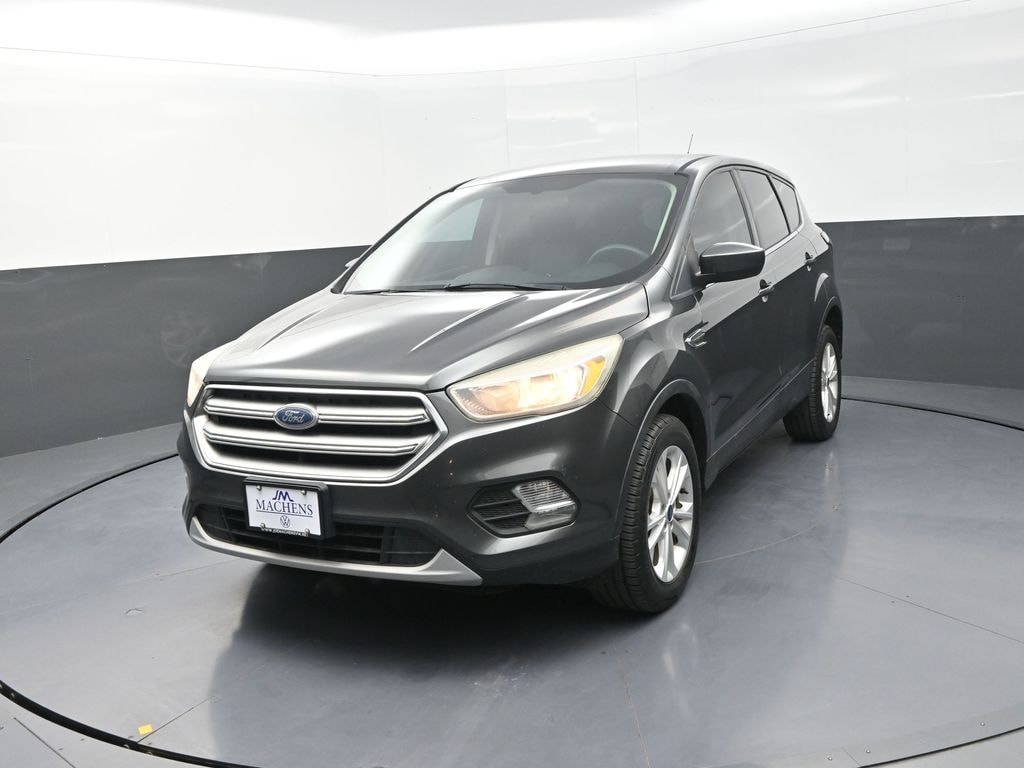 Used 2017 Ford Escape SE SUV