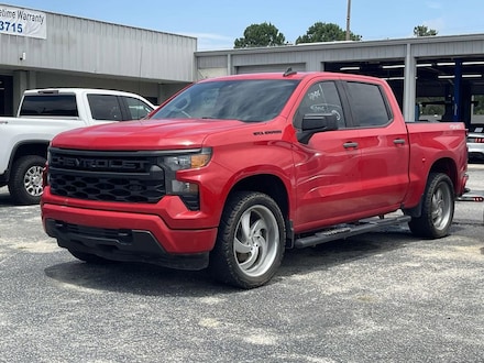 2022 Chevrolet Silverado 1500 Custom Truck