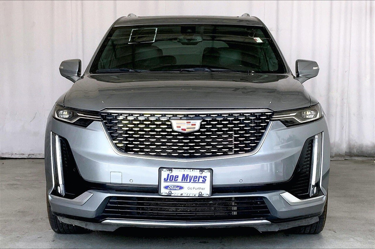 2023 Cadillac XT6 Premium Luxury photo 3