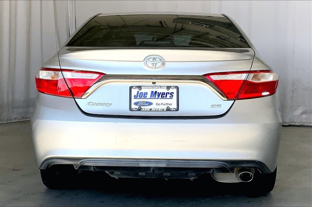 Used 2016 Toyota Camry LE Sedan
