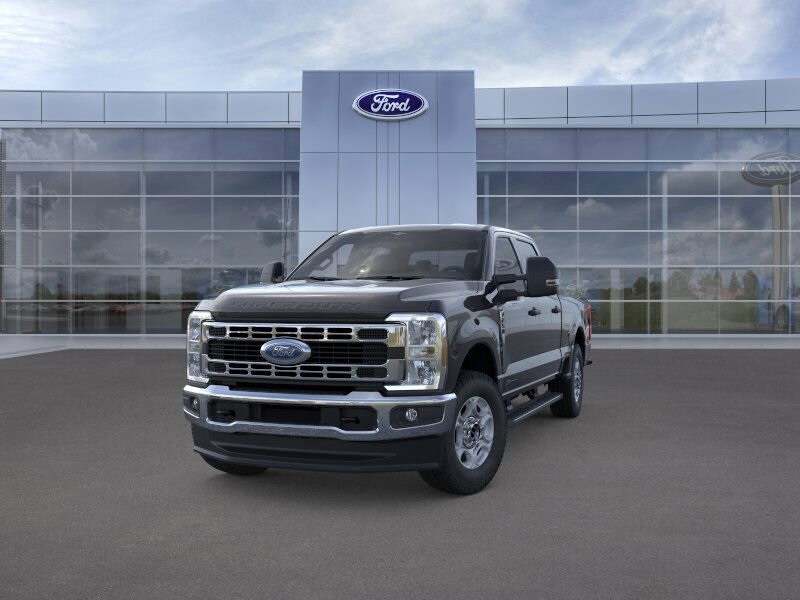 2026 Ford F-250 XLT photo 2