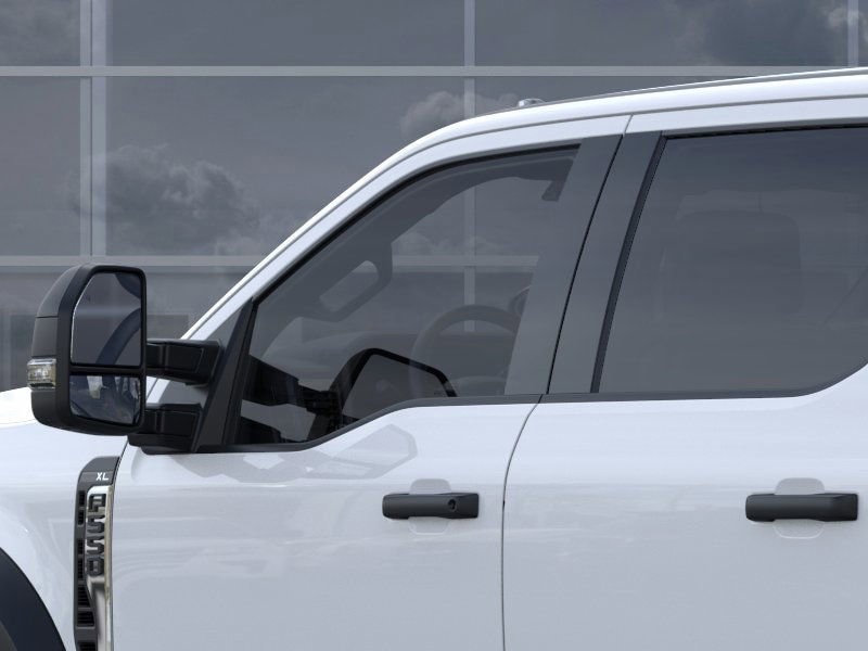 2025 Ford F-550 Super Duty Chassis Cab XL - Photo 20