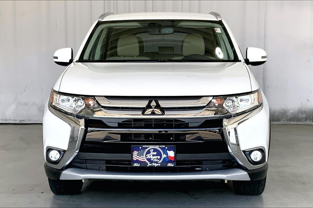 Used 2017 Mitsubishi Outlander SEL with VIN JA4AD3A34HZ058682 for sale in Jersey Village, TX