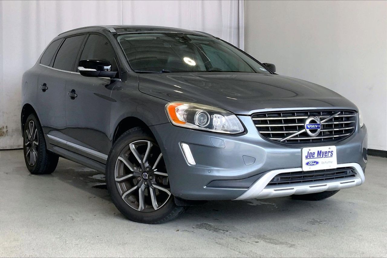 2017 Volvo XC60 T6 AWD Dynamic's photo