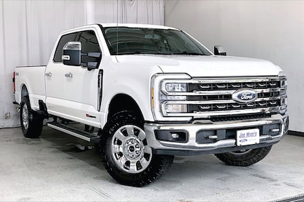 2024 Ford F-350SD Lariat Truck