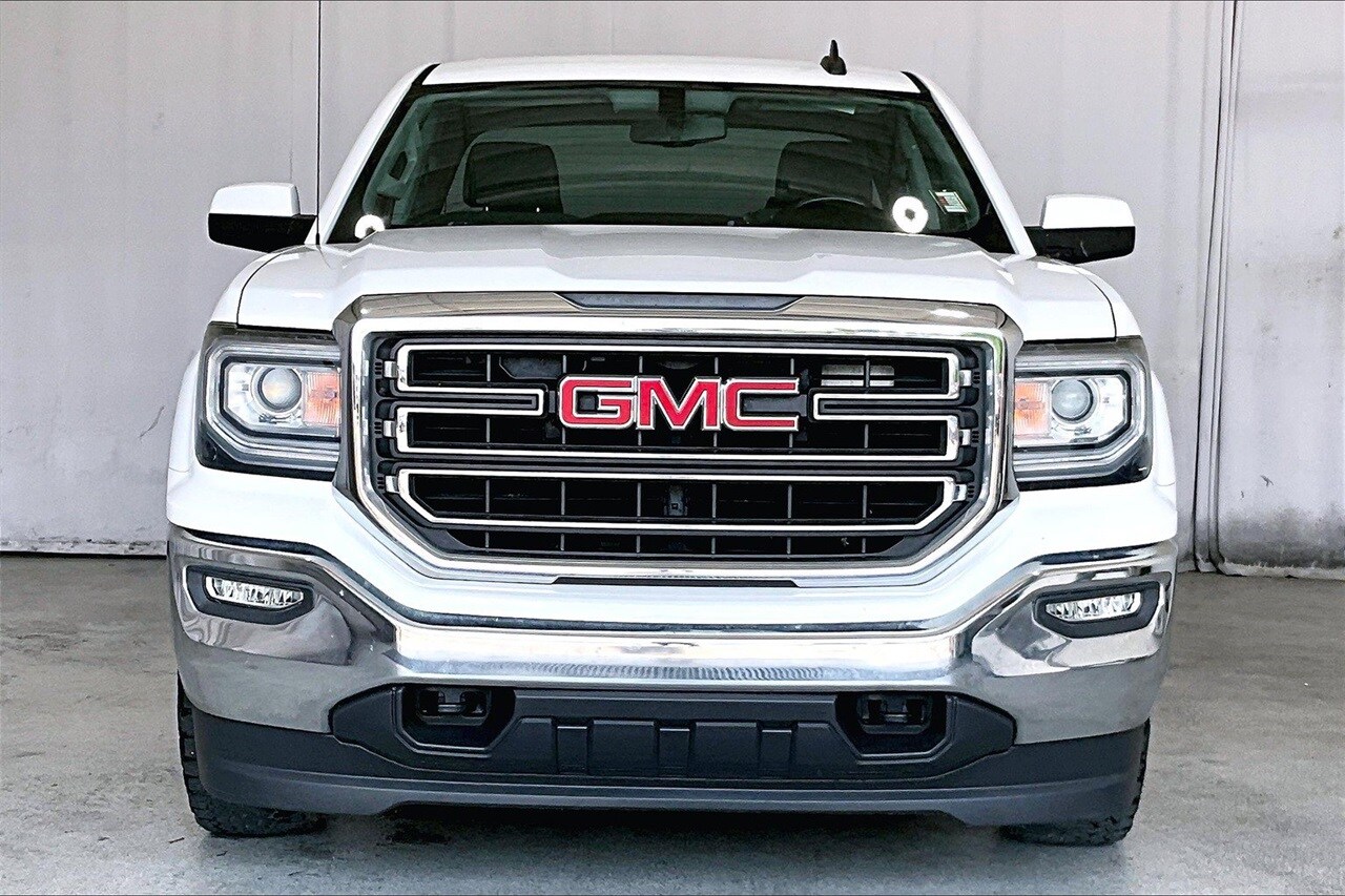 2019 Gmc Sierra 1500 Limited SLE photo 2