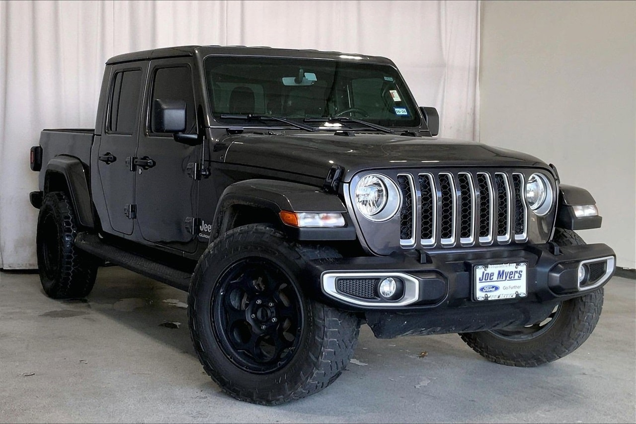 2021 Jeep Gladiator Overland's photo