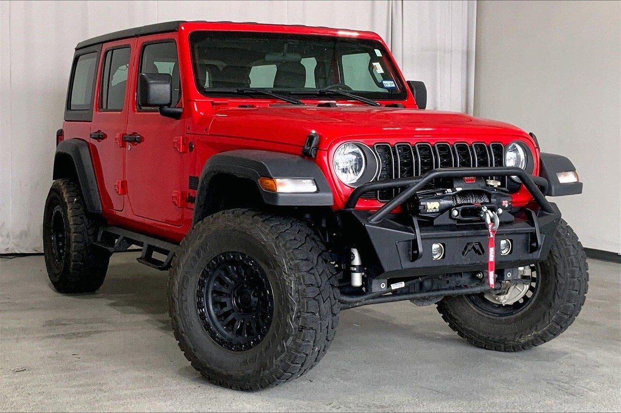 2025 Jeep Wrangler 4-Door Sport's photo