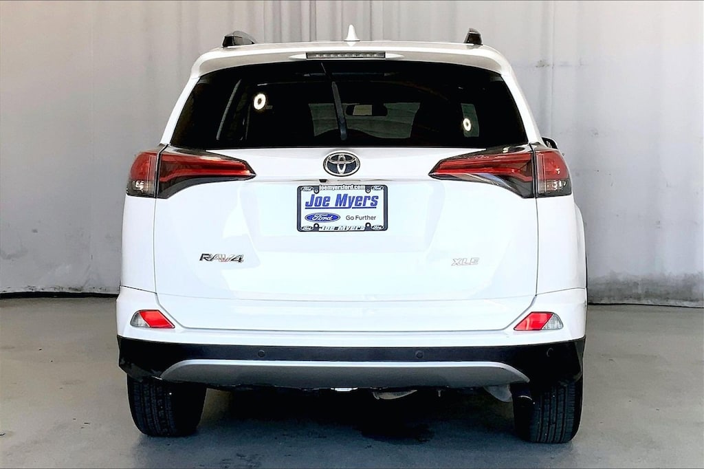 Used 2017 Toyota RAV4 XLE SUV