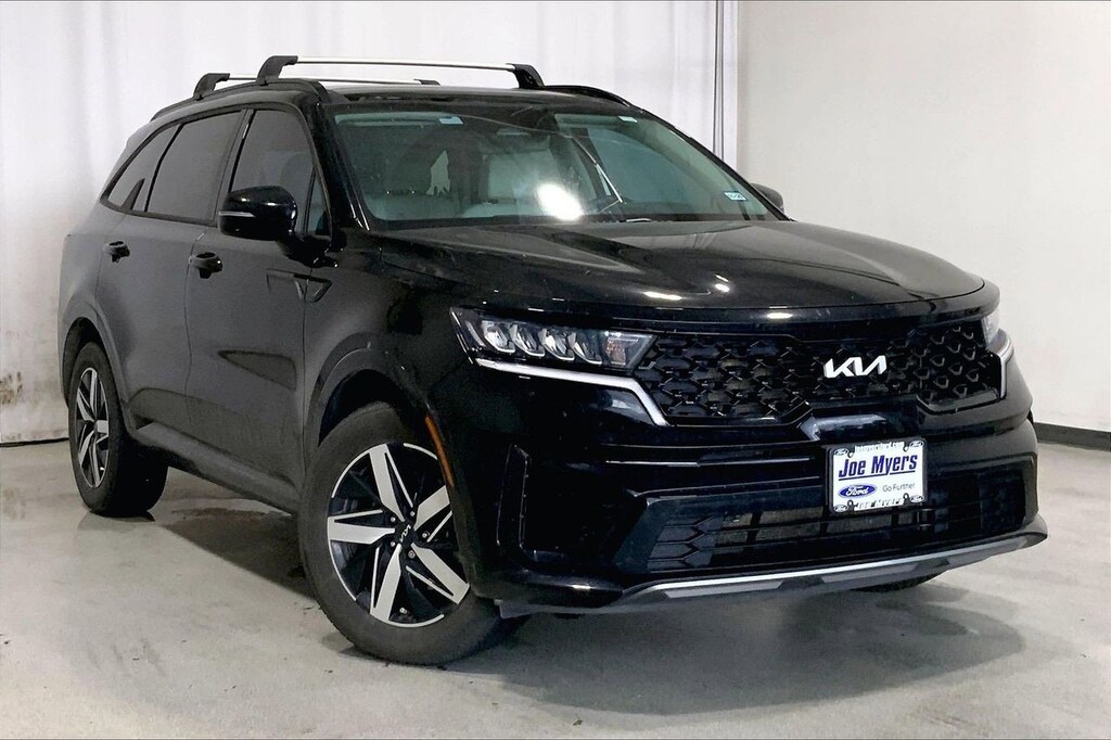 Used 2023 Kia Sorento S SUV