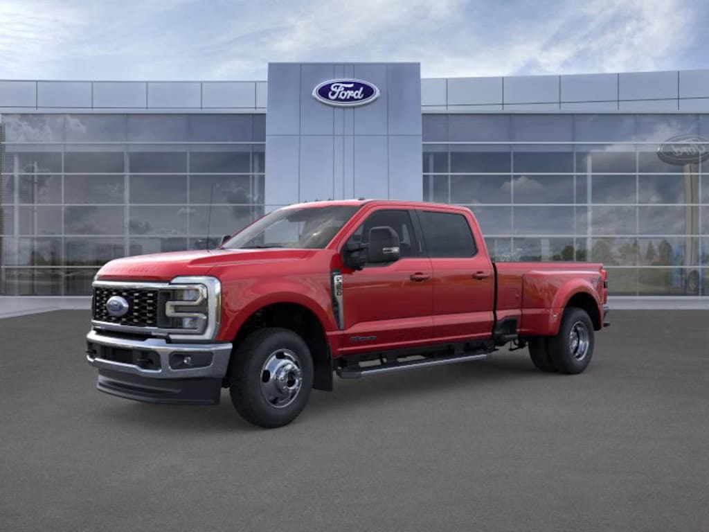 New 2026 Ford F-350 Lariat Truck Crew Cab