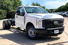 2025 Ford F-350 Chassis Truck Regular Cab