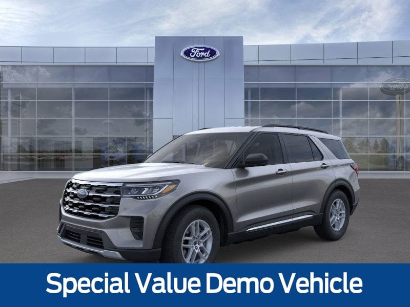 2025 Ford Explorer Active's photo