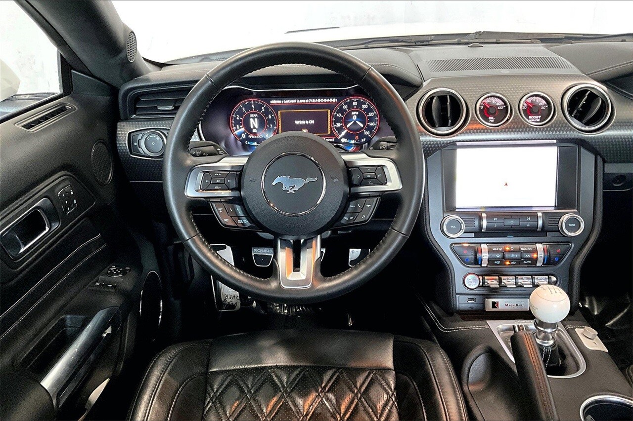 2021 Ford Mustang GT Premium photo 4