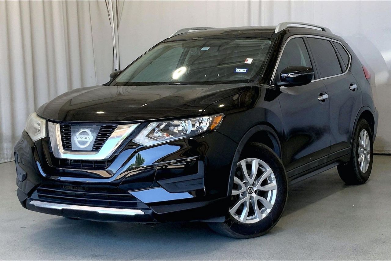 Used 2017 Nissan Rogue SV with VIN 5N1AT2MT4HC888530 for sale in Jersey Village, TX