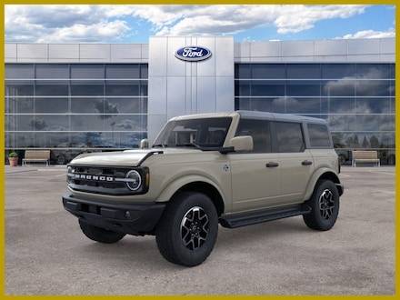 2026 Ford Bronco Outer Banks SUV