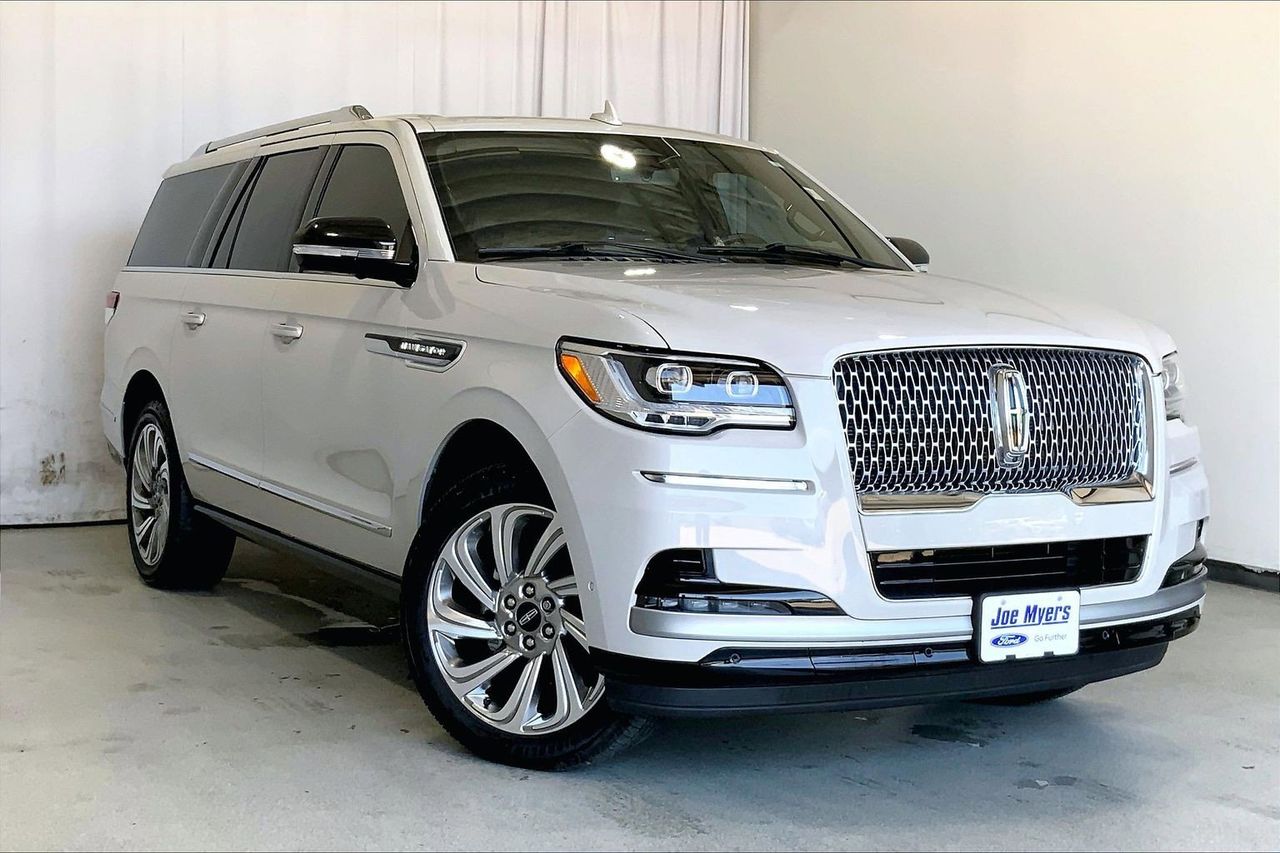 2023 Lincoln Navigator Reserve L 4WD's photo